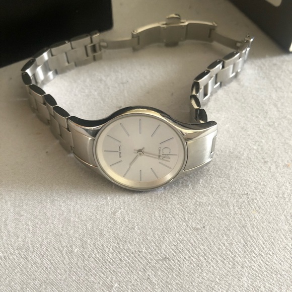 CALVIN KLEIN Ladies silver stainless steel Watch - Picture 8 of 10